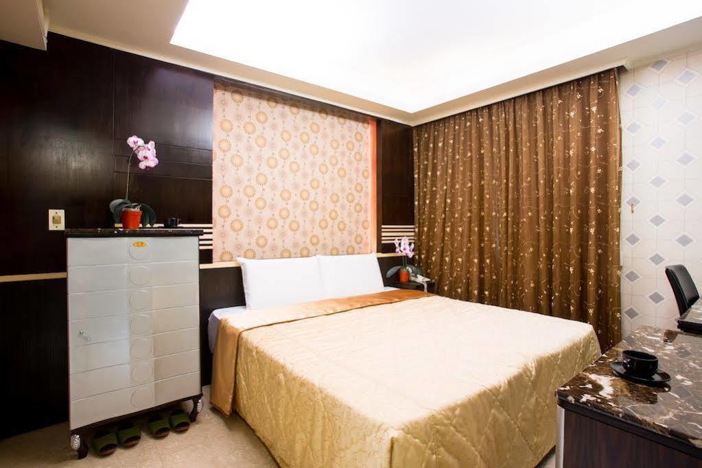 Best Love Boutique Hotel Taipei Extérieur photo